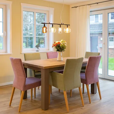 Prázdninový dům Ferienhaushaelfte Joeri Hues 1 *