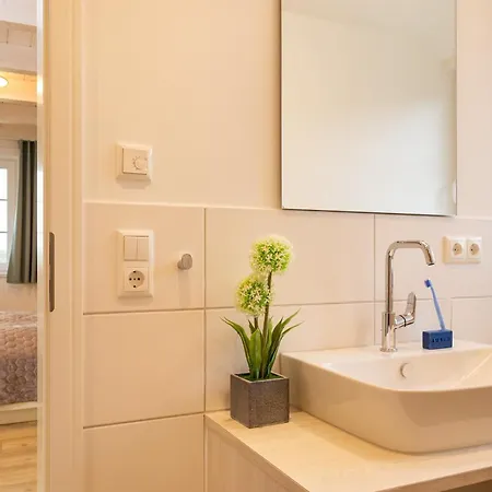 Ferienhaushaelfte Joeri Hues 1 Nebel