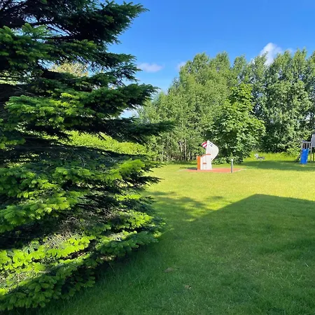 Ferienhaushaelfte Joeri Hues 1 Prázdninový dům