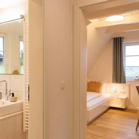 Prázdninový dům Ferienhaushaelfte Joeri Hues 1 *