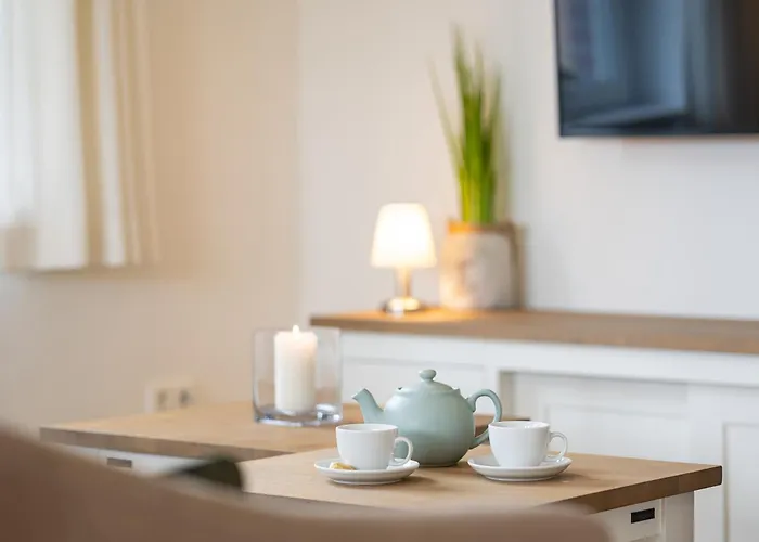 Holiday home Ferienhaushaelfte Joeri Hues 1 Nebel